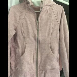 Lululemon NWOT size 6